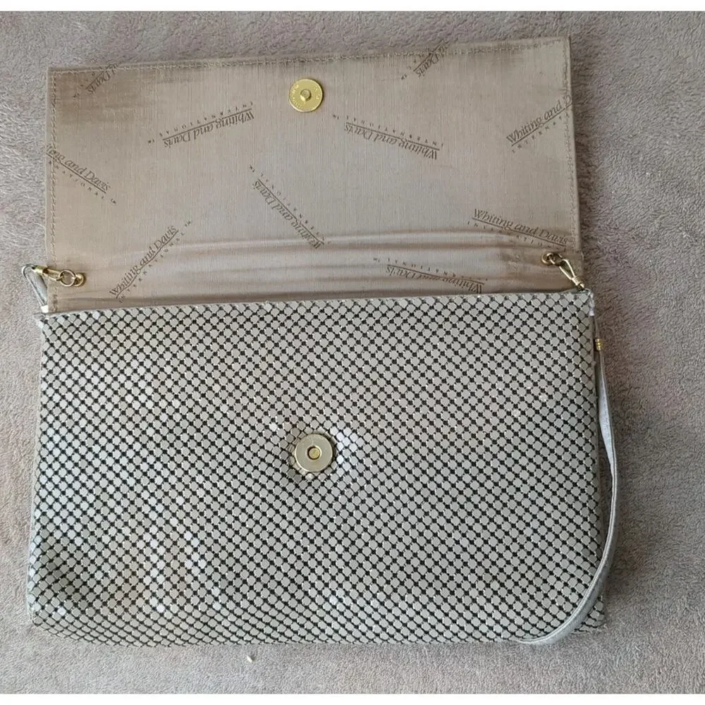 Vintage Whiting and Davis Beige Chainmail Mesh Shoulder, Crossbody, Clutch Purse